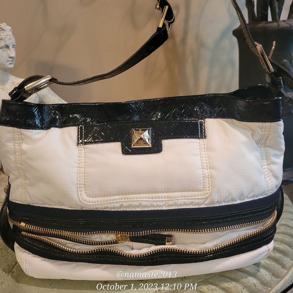 L.A.M.B by Gwen Stefani Expandable Patent Leather Shoulder Bag #538 - Picture 11 of 14